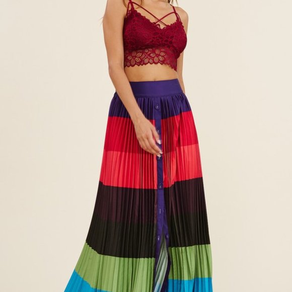 High Waisted Pleated Color Block Maxi Skirt - Picture 2 of 9